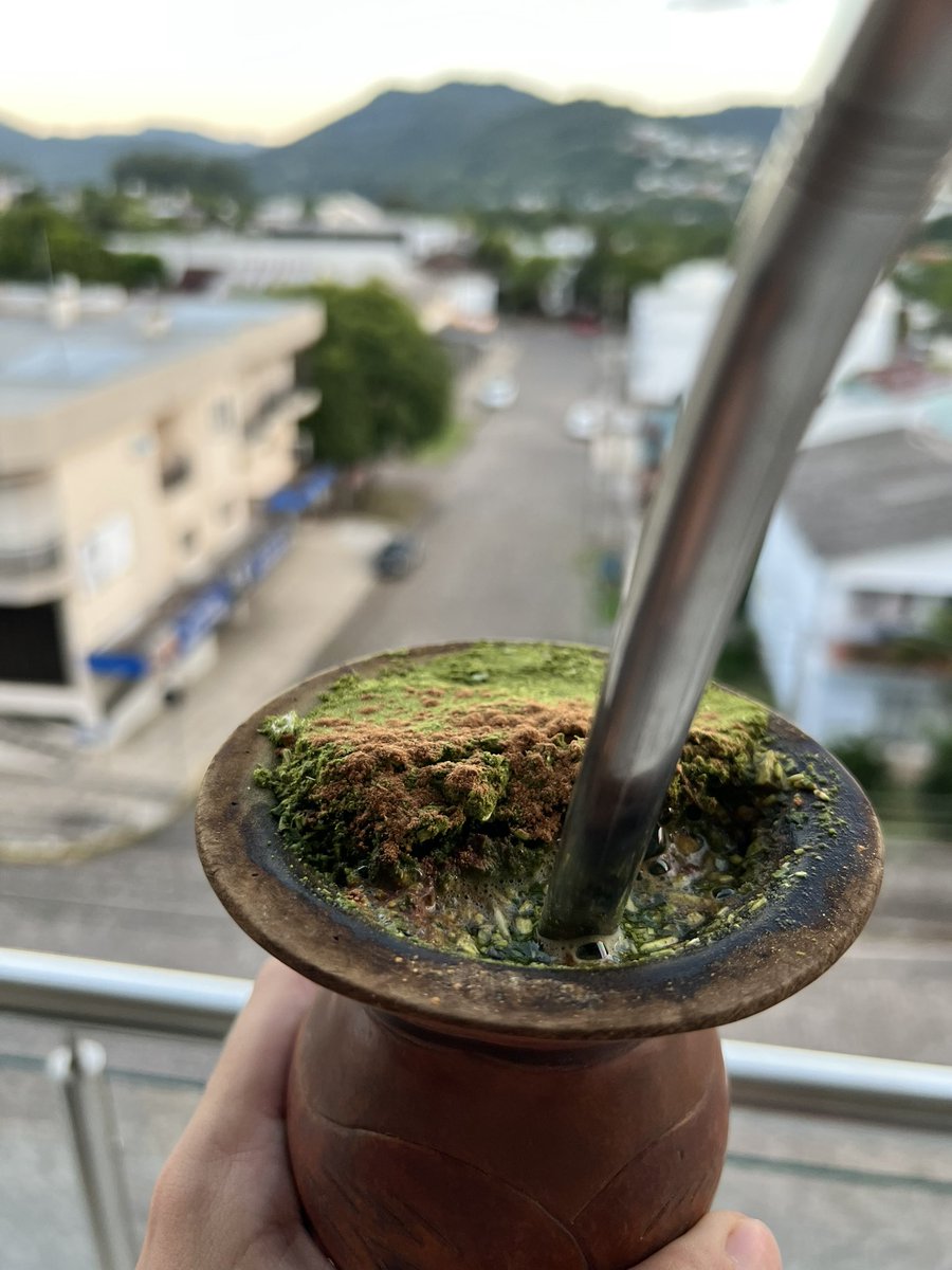 chimasfeio's tweet photo. Um Bom Final De Semana Família Abençoado Q Nem Este Chima Com Canela https://t.co/e9iv6zXIny