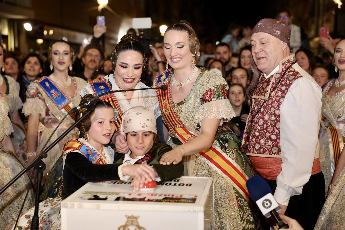 Junta Central Fallera tweet media