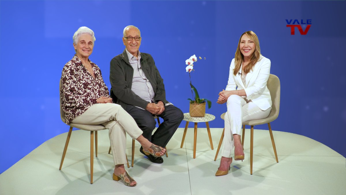 #ESTRENO #ConversandoConMosquera||"La música puede transformar a las nuevas generaciones".
Nuestra Dir. <a href="/memosquera/">Ma.Eugenia Mosquera A.</a>, conversará con <a href="/MGuinand_dir/">María Guinand</a> y Alberto Grau de la <a href="/La_Schola/">La_Schola</a>: La música, una poderosa herramienta en la vida humana. 
ESTA NOCHE,8:00PM
youtu.be/oDNllKs0RVs