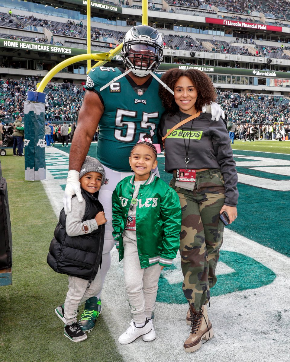 Eagles's tweet photo. The Grahams aren't going anywhere

@brandongraham55 | #FlyEaglesFly https://t.co/bf64khlYa6