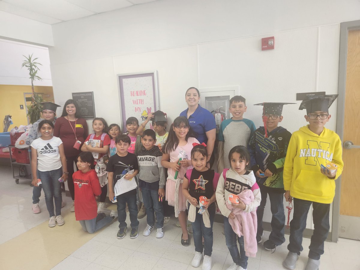 KSchulte_TISD's tweet photo. Thank you @esc19 migrant program for a wonderful week with students @TornilloISD #TISDSTRONG https://t.co/RuSvdB8ZFB