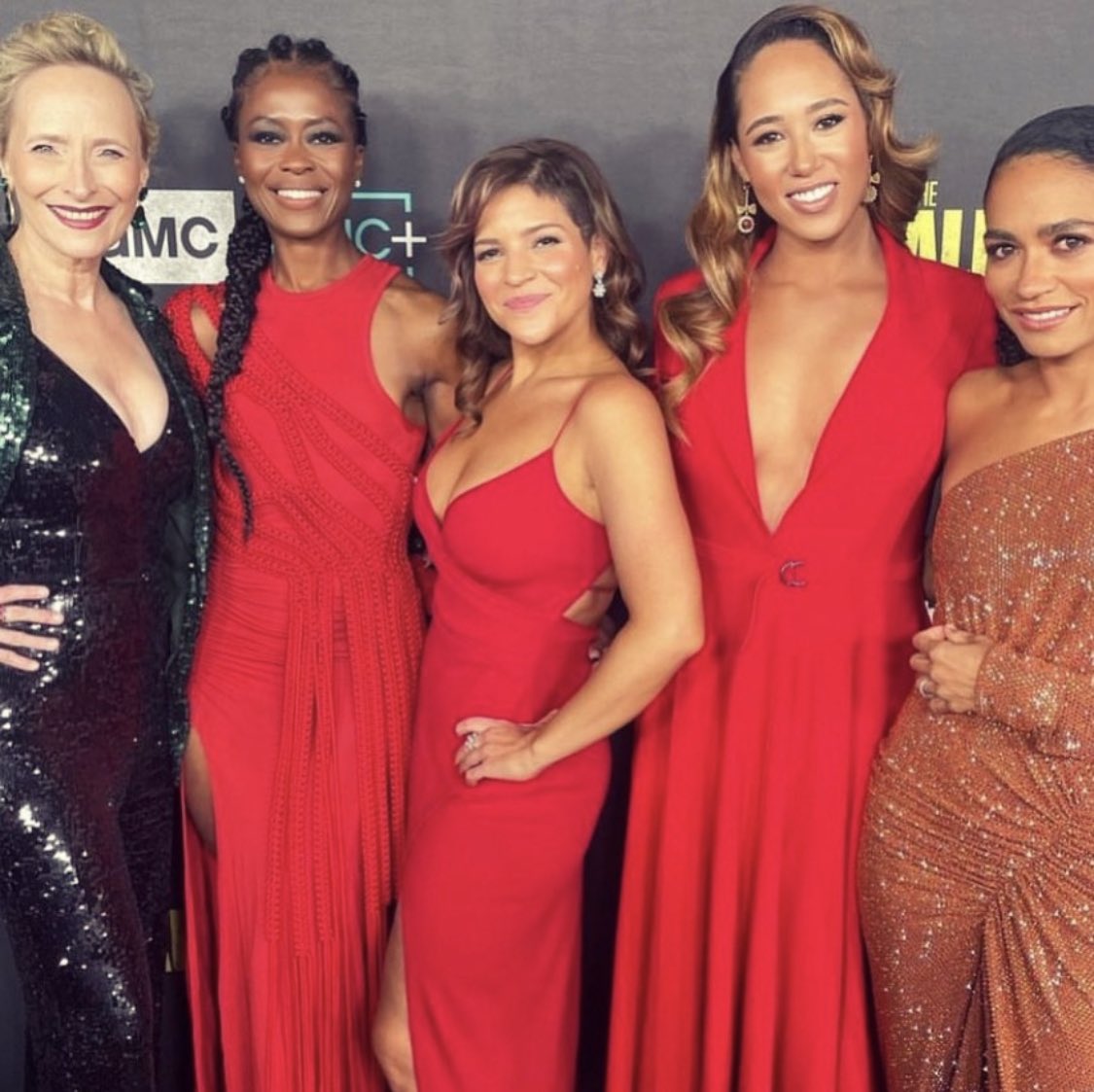 paola__lazaro's tweet photo. Some of the ladies of the apocalypse 💃🏻 @WalkingDead_AMC @AMC_TV @TheWalkingDead #princesstwd #pamelamilton #maxtwd #annietwd #connietwd #LailaRobbins @medinasenghore @paola__lazaro @MargotBingham @LaurenRidloff https://t.co/birWVTof5P
