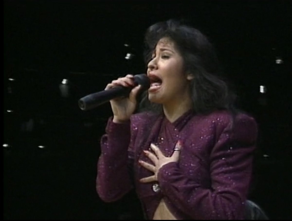 RT @lirikHD: Selena Quintanilla - Disco Medley Live From Astrodome 1995 https://t.co/JpDz9vAiq7