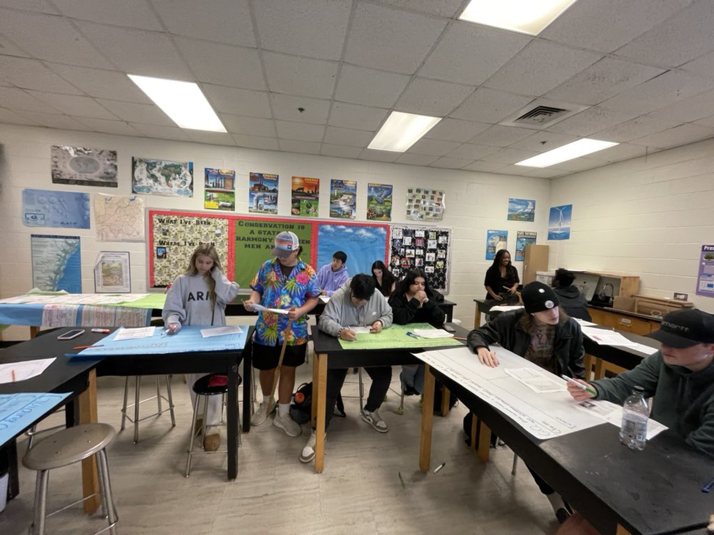 GustinEdVenture's tweet photo. Building skills for argumentation and presentation. Using a @Data_Nuggets to introduce forestry in our storyline and showcase how it relates to all our previous units! @ArgumentDriven we are having them build boards out of the research! Practice all around. @CHS_Warriors https://t.co/CFcxBGTHT8