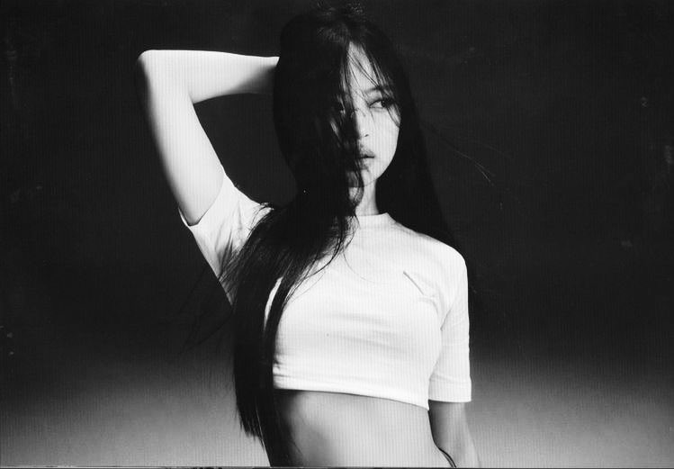 hnprated's tweet photo. hanni pham have mercy. 

#NEWJEANS #HANNI #하니 https://t.co/aQ7uUCrBQZ