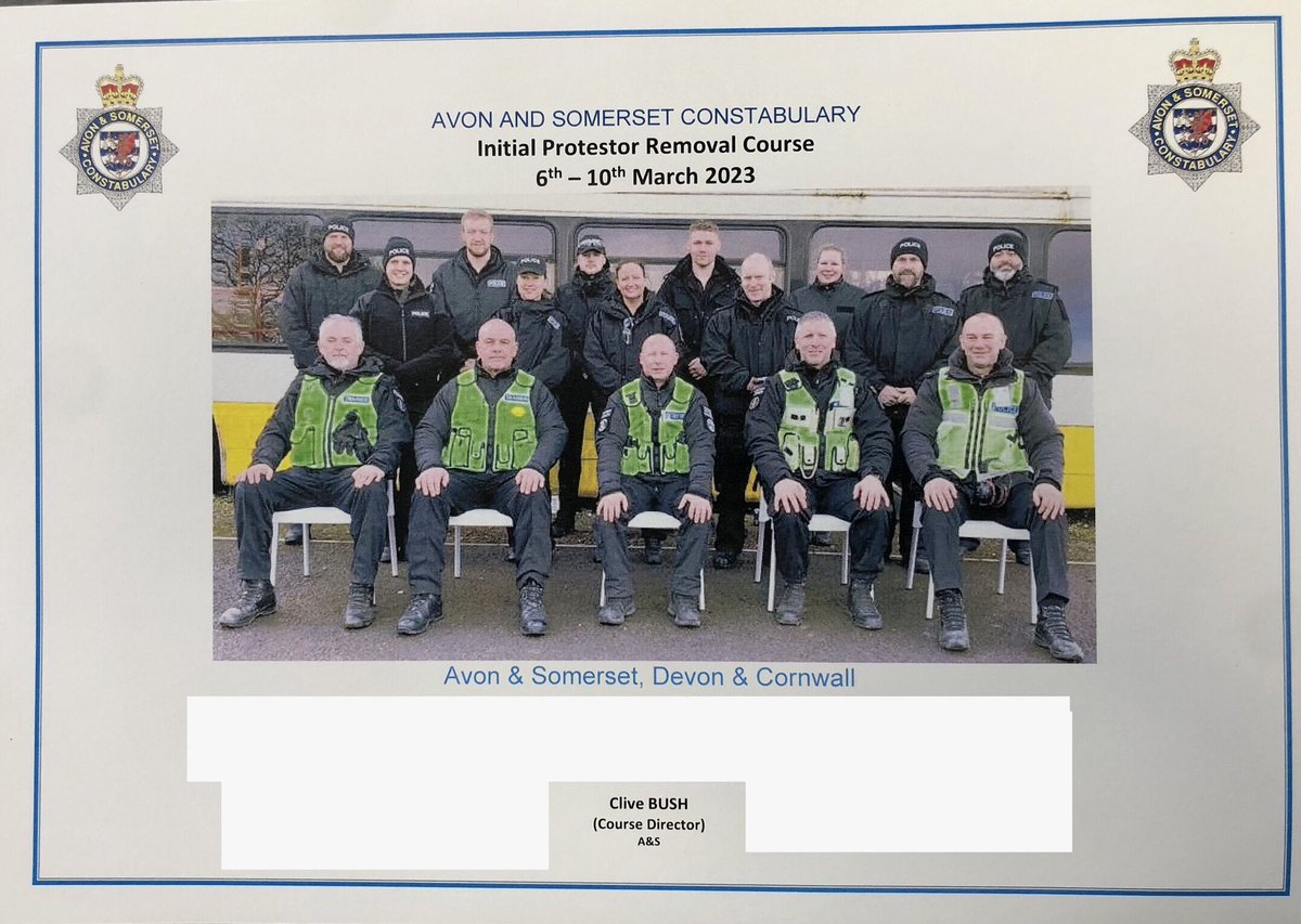 CliveBushMInSTR's tweet photo. Out of office on! A busy week delivering a specialist course & ropes @ASPolice but first a teams meet with #Brent @FernoCanada one of the teams biggest sponsors @INTVNRESCUE - #GrimpJapan 🇯🇵🇬🇧 #Ferno #roperescue #countdown2days https://t.co/510yR2uPAe