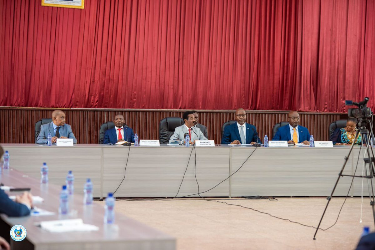KanyindaPat's tweet photo. L’hon. pdt @CMbosoNkodia à la délégation du Conseil d sécurité de 🇺🇳:

1. L’ONU a des preuves irréfutables de l’agression rwandaise. Le peuple congolais attend de vs des sanctions à son encontre. 
2. Si vs ne ns soutenez pas, coe l’Ukraine, ns serons obligés d’aller voir ailleurs https://t.co/9oeg7kN8qn