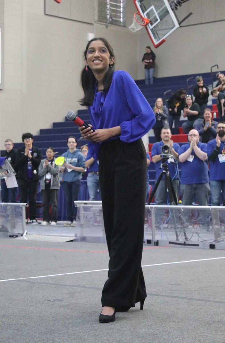 FRC862's tweet photo. Welcome to Lansing, everyone! We are proud to share that one of our team members, Vasudha M., sang the National Anthem during opening ceremonies today! 🇺🇸 Great work, Vasu 🫶⚡️
#AAAAA #firstforward #frc862 #omgrobots #ChargedUp #week2 https://t.co/iJsdKKzzuR