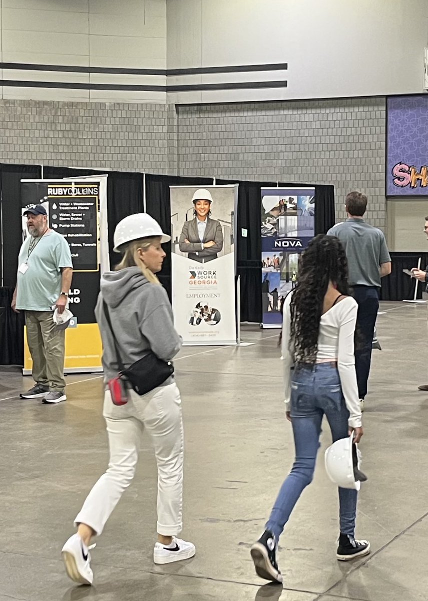 SelectFulton's tweet photo. #WorkSource Fulton is proud to support #ConstructionReady @SkillsUSA 2023 #CareerExpo  🤝 connecting students with professionals in #construction and related fields.

CLICK HERE: https://t.co/EfAPzghmkm 

#FultonCounty
#SelectFulton 
@GWCC_ATL #RT https://t.co/ji7Vjiadkc