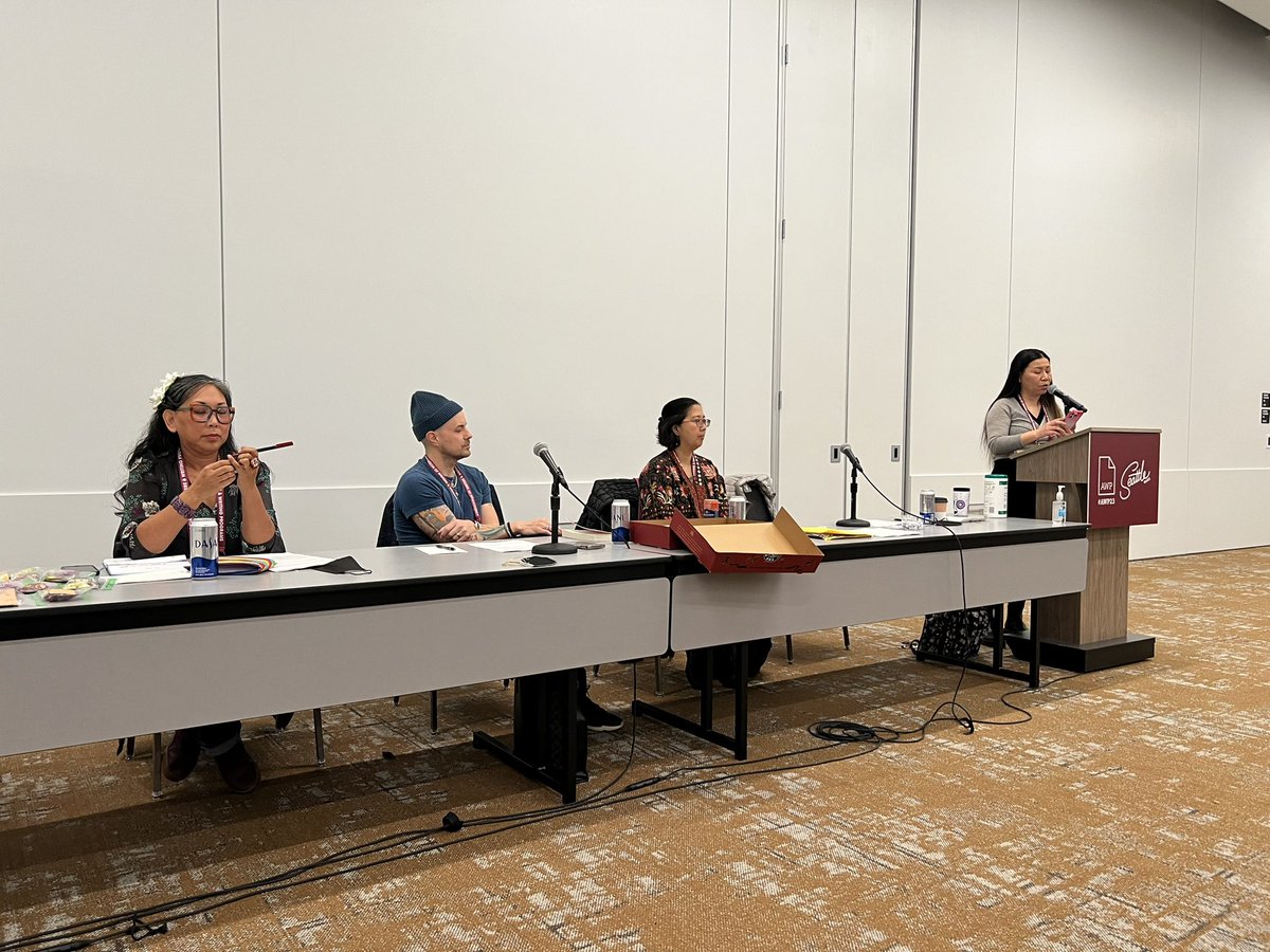 GraceHwangLynch's tweet photo. Collage? Choose your own adventure? Blown away by these ideas of hybrid memoirs @jenmuze @jacksonbliss @GraceLP &amp; Ella de Castro Baron #AWP23 https://t.co/jv47B2sLMw