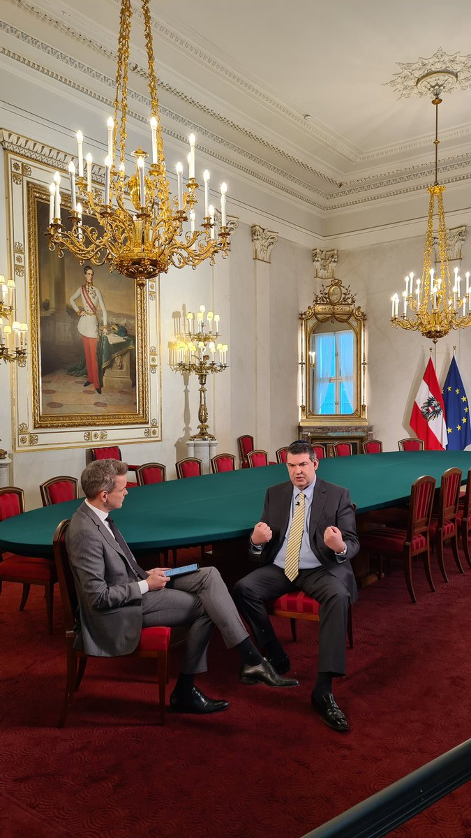 Patrick Gruska (@PatrickGruska) on Twitter photo 2023-03-10 17:48:28 Der Präsident der Israelitischen Kultusgemeinde, @DeutschOskar, fordert im #ZiB2History Interview mit @MartinThuer den Abriss des umstrittenen Lueger-Denkmals in Wien. Die ganze Sendung gibts heute um 22.35 Uhr, nach der #ZiB2. Der Präsident der Israelitischen Kultusgemeinde, @DeutschOskar, fordert im #ZiB2History Interview mit @MartinThuer den Abriss des umstrittenen Lueger-Denkmals in Wien. Die ganze Sendung gibts heute um 22.35 Uhr, nach der #ZiB2.
