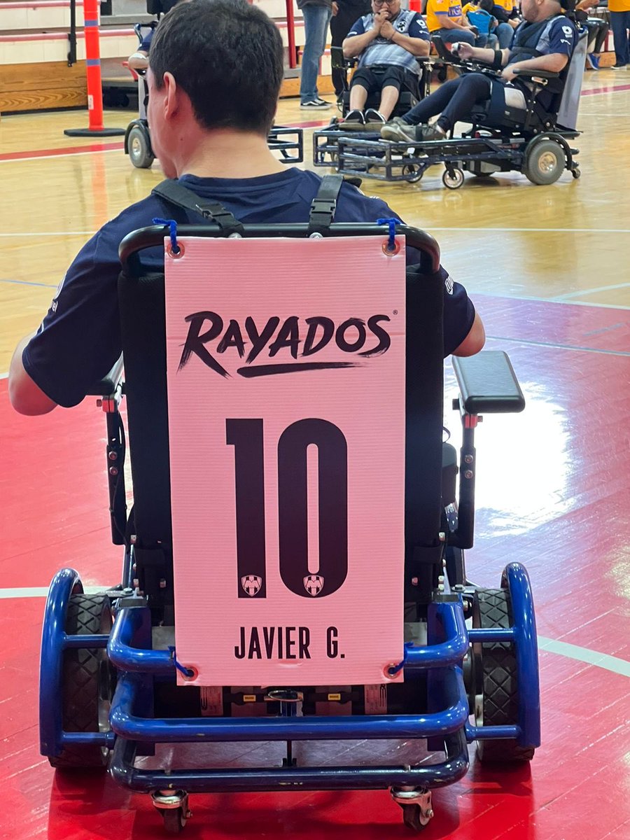 ¡Feliz viernes 10 de Marzo! #Inclusión #WeThe15 ♿️⚽️