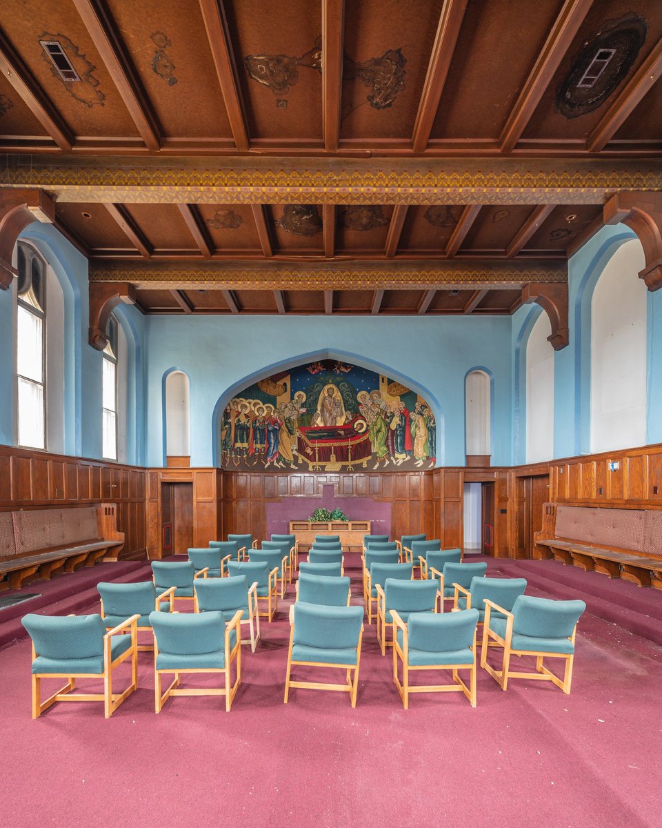 Two beautiful chapels with uneven floors