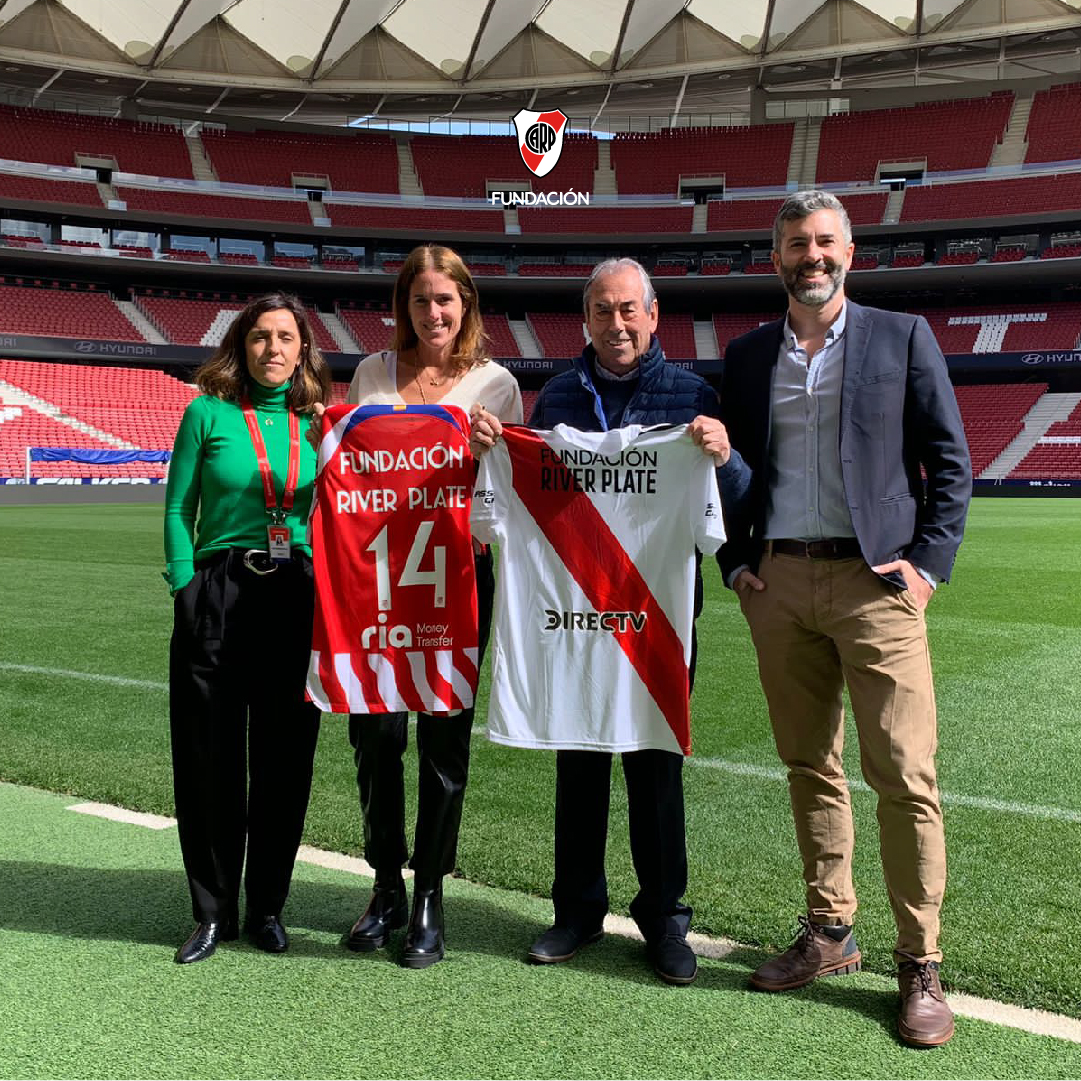 Hoy <a href="/claridonofrio/">Clara D'Onofrio</a> se reunió en España con <a href="/atletifundacion/">Fundación Atlético de Madrid</a>⁣ para fortalecer el vínculo de cara a proyectos conjuntos. ⁣
Gracias a Adelardo Rodríguez (presidente) y a Irene Rodríguez Aseijas (directora ejecutiva).⁣
⁣⁣
#FundaciónRiverPlate <a href="/RiverPlate/">River Plate</a> <a href="/claridonofrio/">Clara D'Onofrio</a>