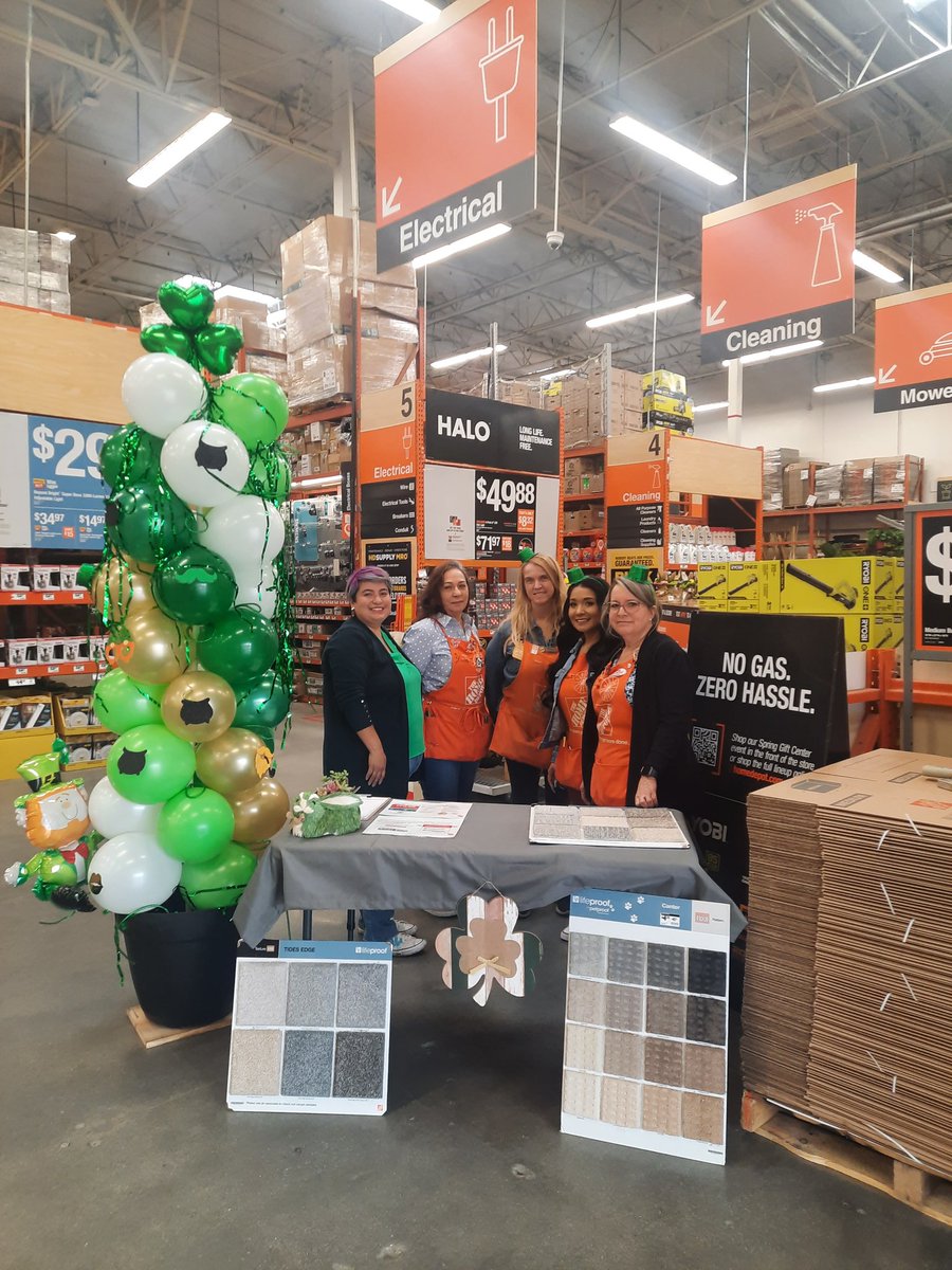 #Appliances #Flooringspecialist #kitchendesigners working together as #onehomedepot Going in the right direction 🥰🤩🧡 
@katiebertoldi @Victorio8526 @josephgarciathd #teamlaquinta