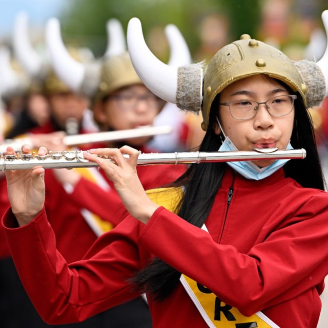 We have some seriously talented youth in our communities! The Burnaby North Secondary School marching band partook in our 2022 Hyack Parade. 

Did you see them last year? Let us know!

#newwestminister #newwest #downtownnewest #burnaby #Community #hyackfestival #hyackparade
