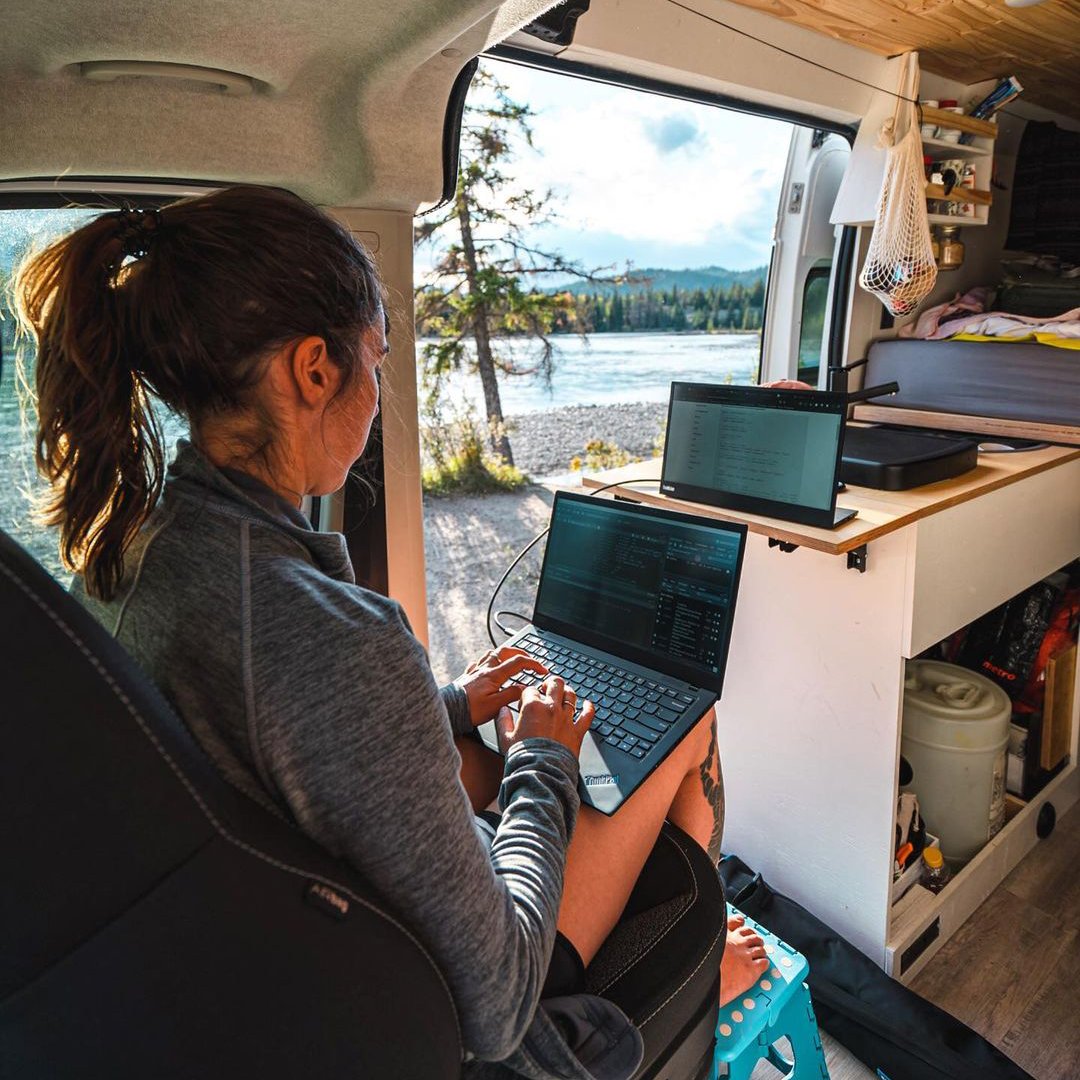 A PC this good lets you connect with coworkers from all the way out here. Where are you logging in from? 😎 📸: @JoseRobichaud #WorkFromAnywhere