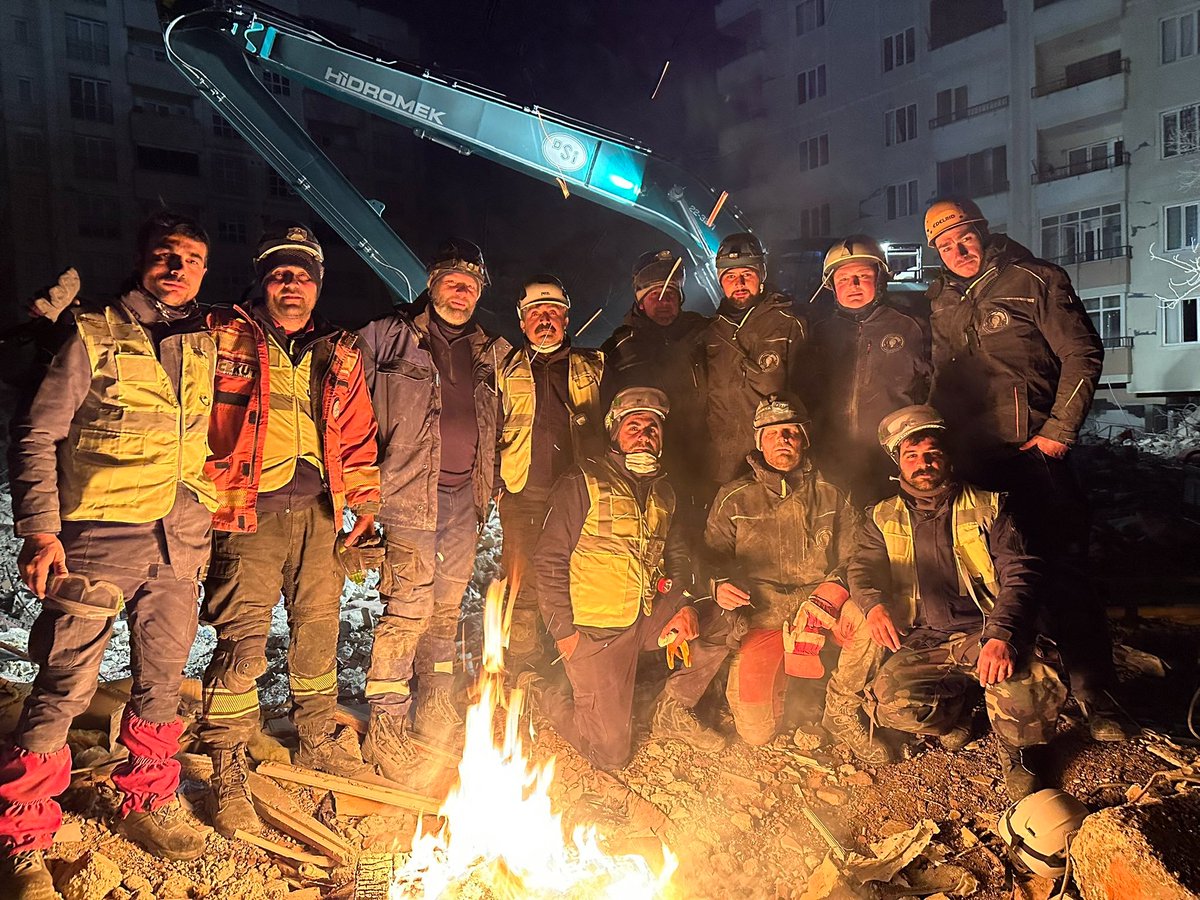 #infazkorumayaHAKKINIverin

BORCUNUZ ÖDENMEZ DEDİLER HAKİKATEN ÖDEMEDİLER... 
SÖZ VERMİŞTİNİZ NE OLDU SÖZLERE?
<a href="/RTErdogan/">Recep Tayyip Erdoğan</a> 
<a href="/bybekirbozdag/">Bekir  Bozdağ</a>