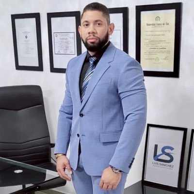 luissanchezases's tweet photo. #NuevaFotoDePerfil https://t.co/XCPVdMxK1g
