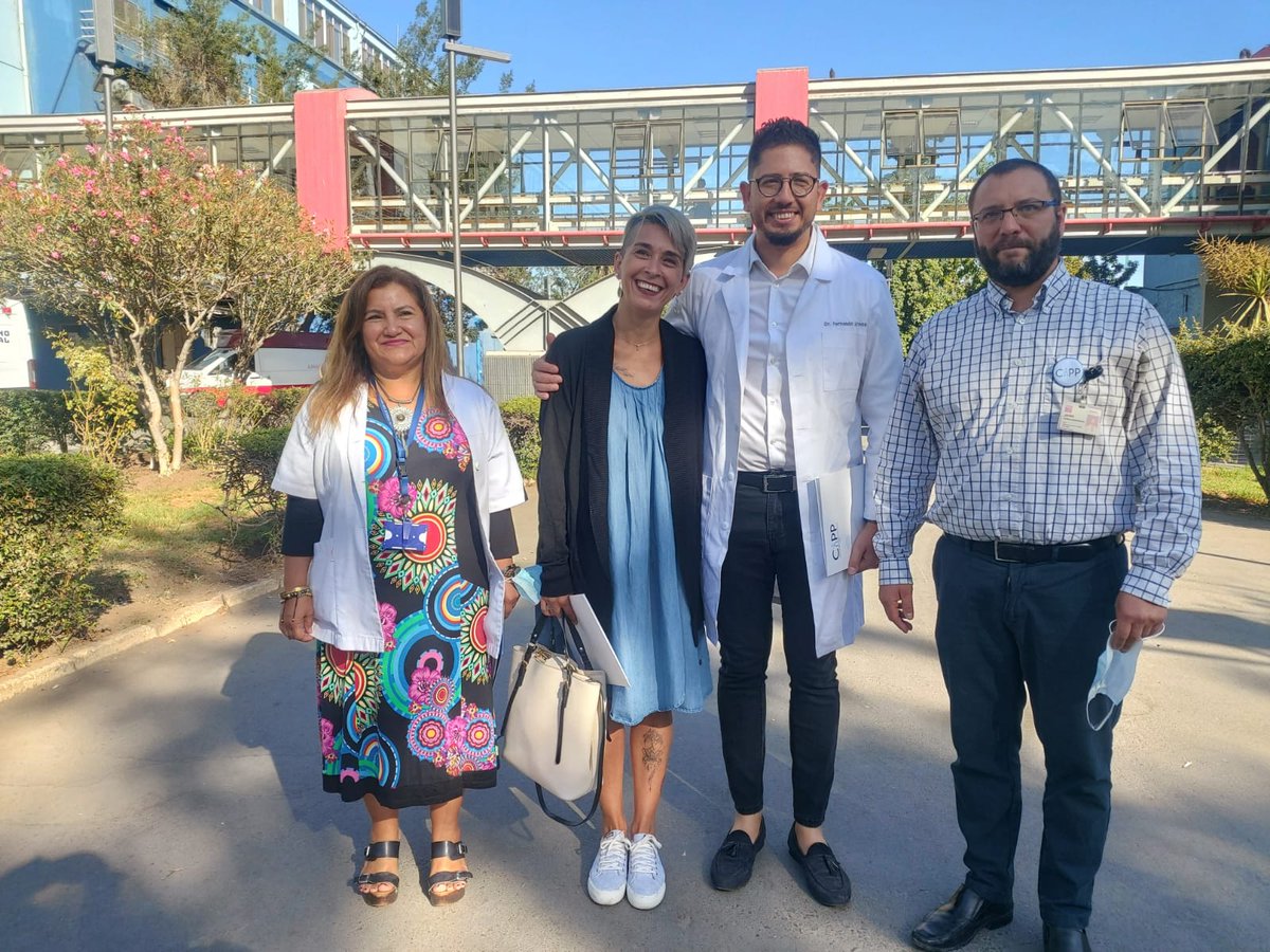 SaludSurOriente's tweet photo. Subsecretario @AraosFernando y subdirectora de Gestión Asistencial de @SaludSurOriente visitaron @SoterodelRio, junto a su director, Dr. Luis Arteaga, para replicar modelo del @cinvesppelviano, reducir lista de espera de incontinencia urinaria y acceder a equipamiento. https://t.co/ocHXE7fua7