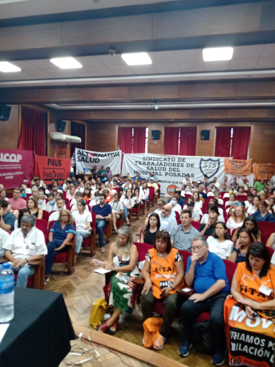 Sisap11's tweet photo. En el marco de las actividades organizadas por nuestra federación FESPROSA , participamos del encuentro Nacional de Salud, en el Hsp.Posadas. Seminario de "formas de lucha y derechos de huelga" , y por último realizamos la reunión del Consejo Directivo Nacional.

#SiSaP #FESPROSA https://t.co/o1FiBdDKmq