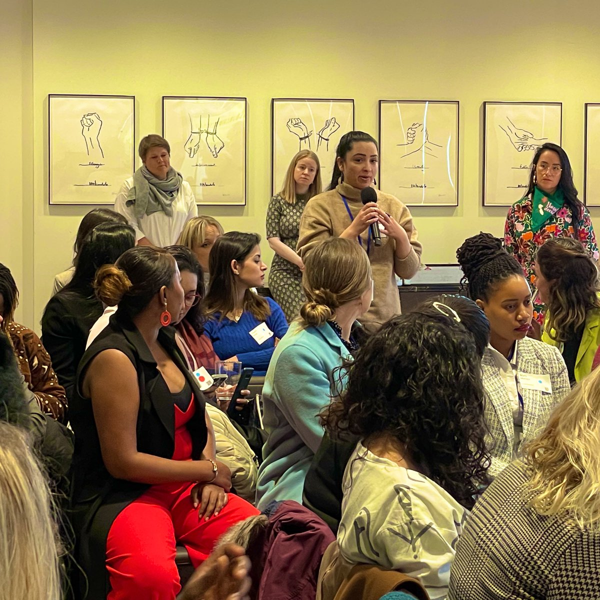 Purposeful_org's tweet photo. ✨ A brilliant close to our Resourcing Resistance #CSW67 side event with questions & contributions from our incredible audience👏🏽✨👏🏽⚡️👏🏽⚡️👏🏽✨
We are truly inspired by the amazing work of the powerful feminists and activists in the room.
#CollectiveAtWork
#WeArePurposeful https://t.co/vOi7W2QMr3