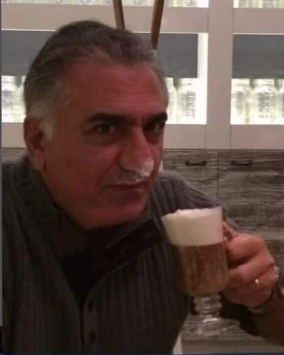 ASarawaran's tweet photo. #جغرافیای_جعلی_ایران #مبارزە ملت کرد و تحقق بە خواستهایمان، ه��چ سنخیتی با ایشان ندارد، لذا ما با ایشان هیچ ائتلاف یا همکاری در جهت ساقط کردن رژیم کودک کش نخواهیم کرد! #پر_رهرو_باد_انقلاب_ژینا https://t.co/qLjKzJ4o1K