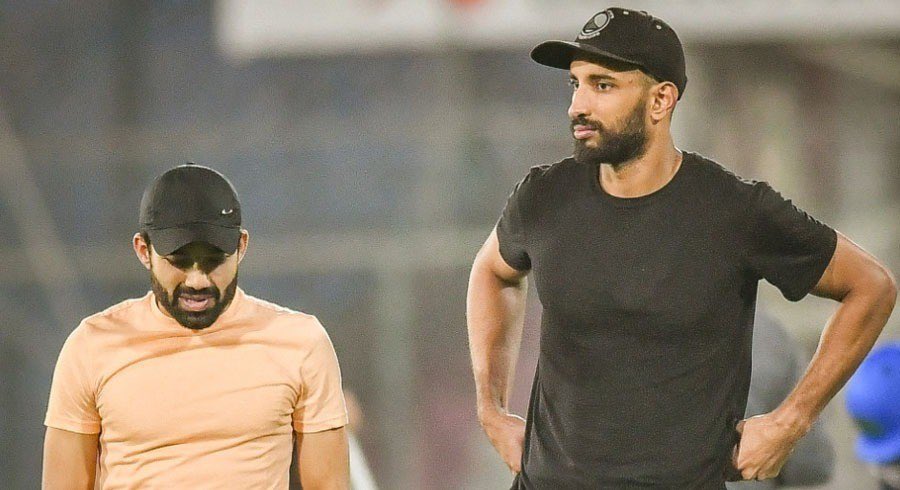 Jaamveerbhatti0's tweet photo. Sometimes you have to sacrifice to win the match 😂😉 Rizzo and Shan
#Rilee #HBLPSL2023 #HBLPSL8 #PakistanSuperLeague https://t.co/Ub0cbeelIt