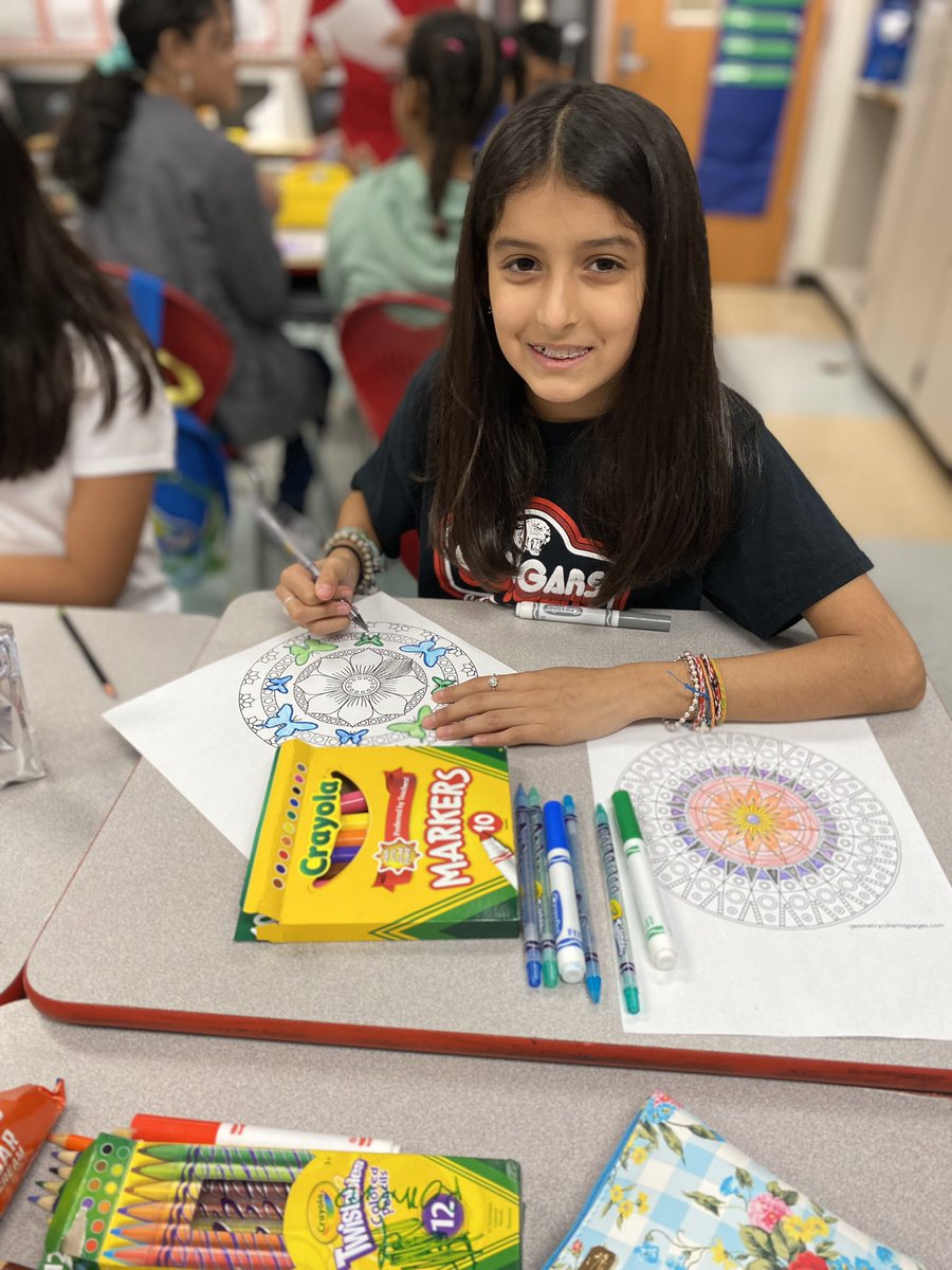 solveitinfourth's tweet photo. Celebrating SEL Day through art!  @TeamHISD #SELday @CorneliusElem 💕 https://t.co/BycNCIWXsB