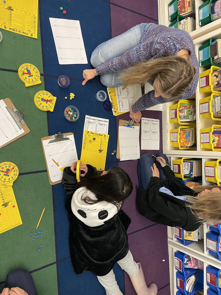 hveroom11's tweet photo. Noodling over numbers and patterns today in Math Stations. Thanks to our parent volunteers for making it happen! https://t.co/gEpupYqvOU