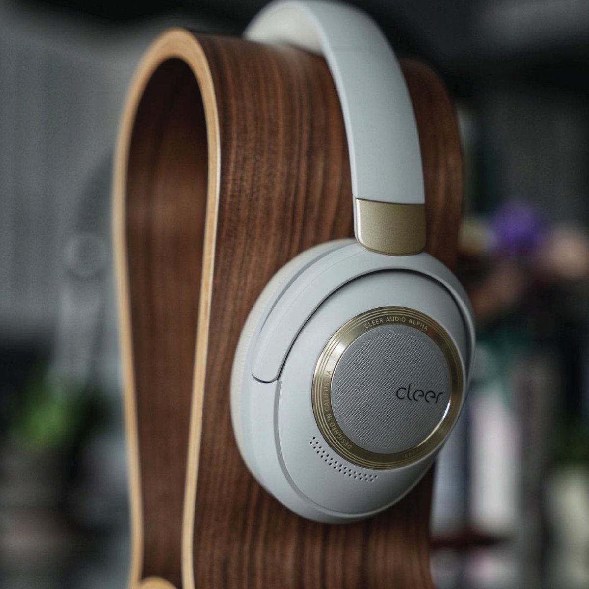 Cleer Audio (@cleeraudio) on Twitter photo Alpha wireless headphones provide our latest and greatest noise cancelling performance, with smart functionality, and ultimate wearing comfort. Pic by: <a href="/woodys_soundup/">WoodysSoundup</a> Alpha wireless headphones provide our latest and greatest noise cancelling performance, with smart functionality, and ultimate wearing comfort. Pic by: <a href="/woodys_soundup/">WoodysSoundup</a>