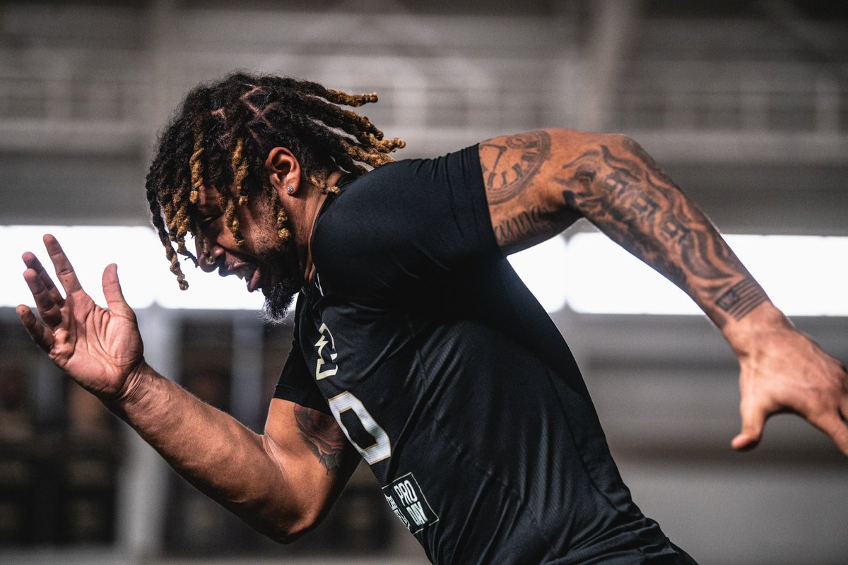 BoilerFootball's tweet photo. Pro Day Pics 📸 https://t.co/IuyaE52Y3v
