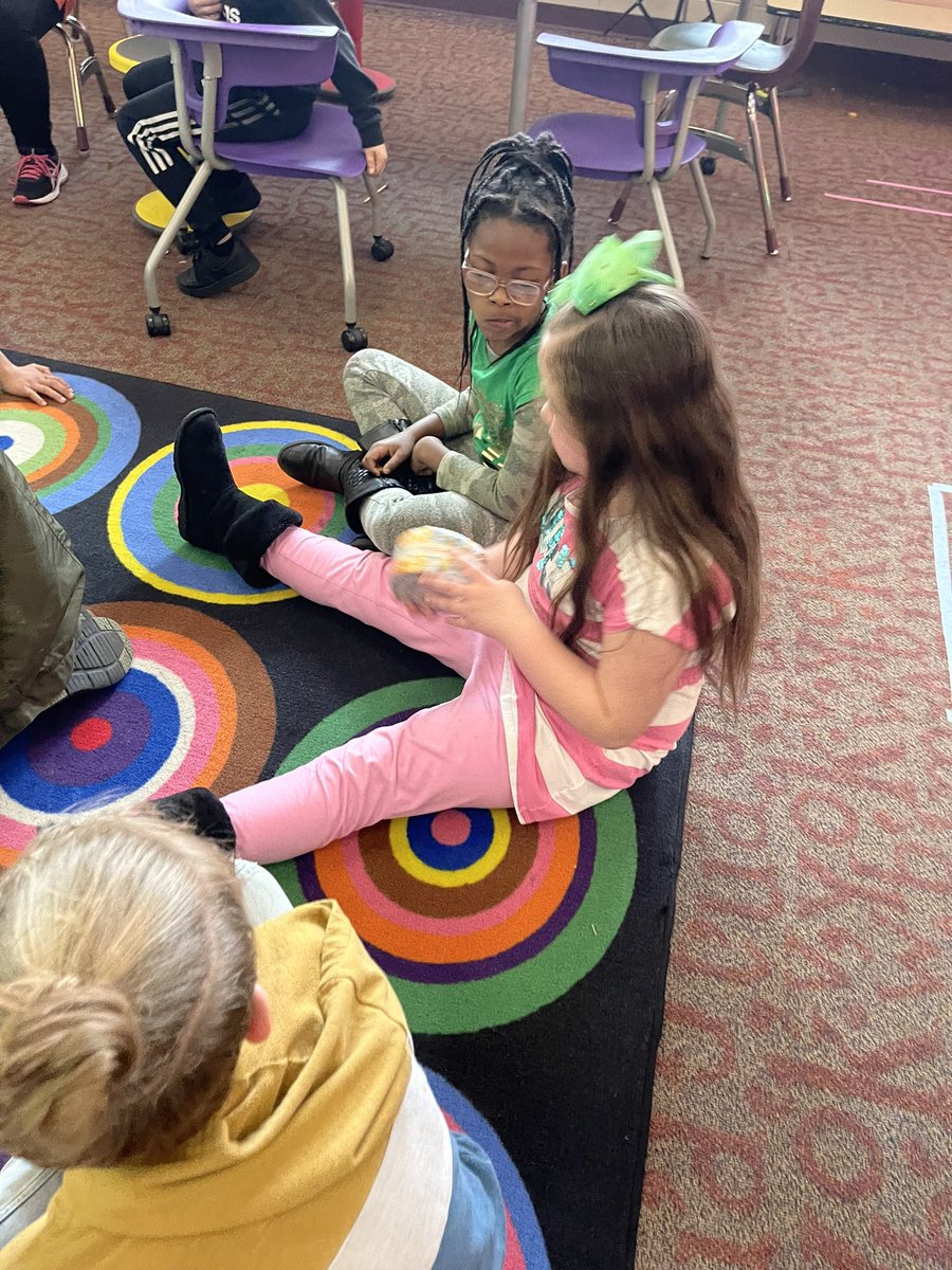 Miss Puckett tweet media