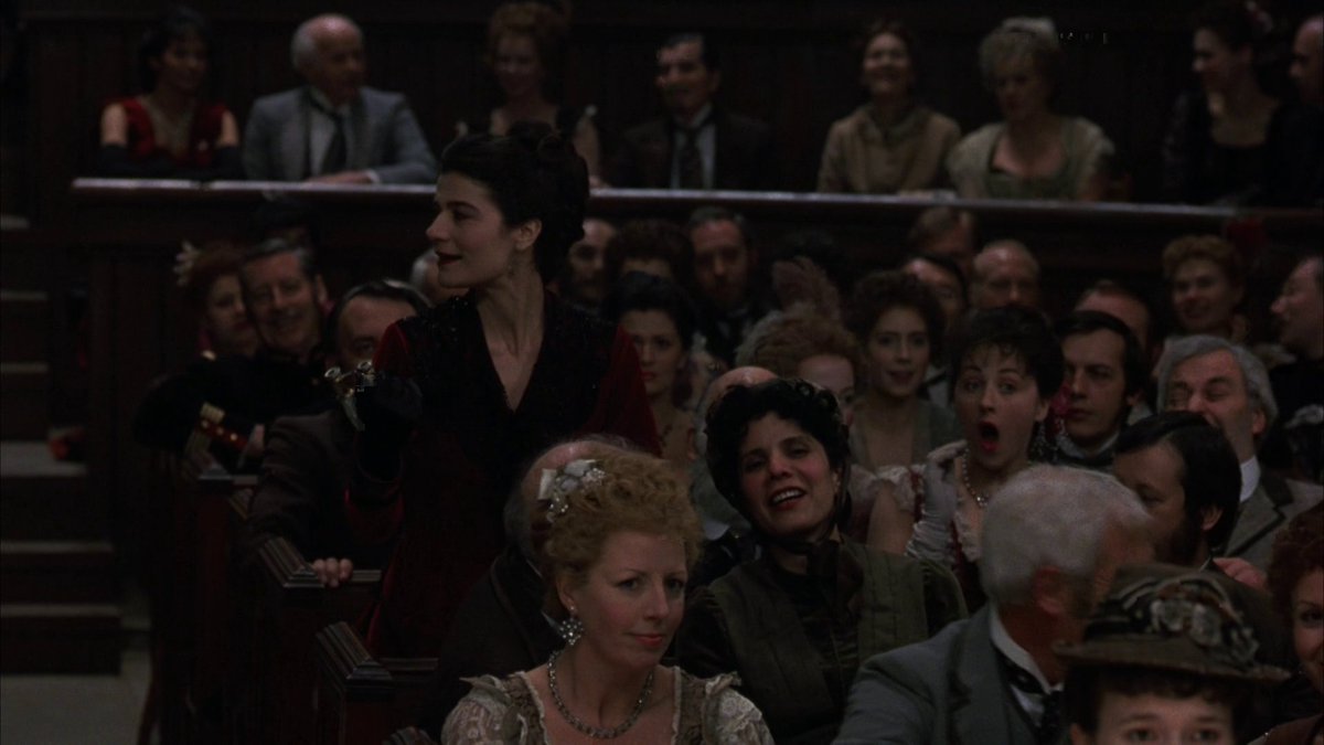 'Monsieur Vampire, take me! I adore you!'
'You wait your turn!'
Katia Caballero as Woman in Audience in 'Interview with the Vampire' (1994).
#InterviewWithTheVampire #StephenRea #KatiaCaballero