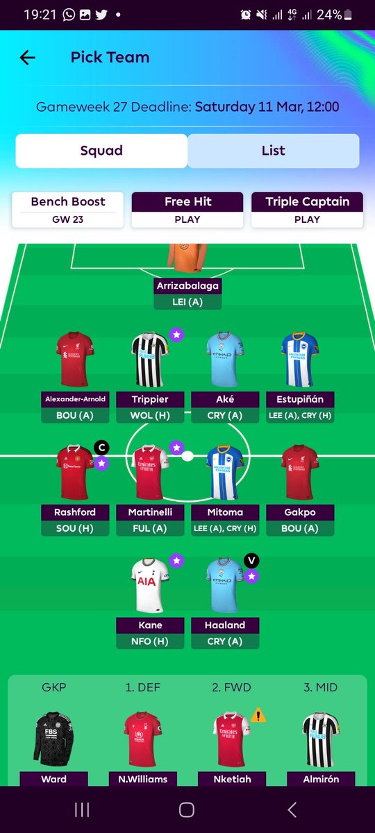 Folľy JULIAN tweet media