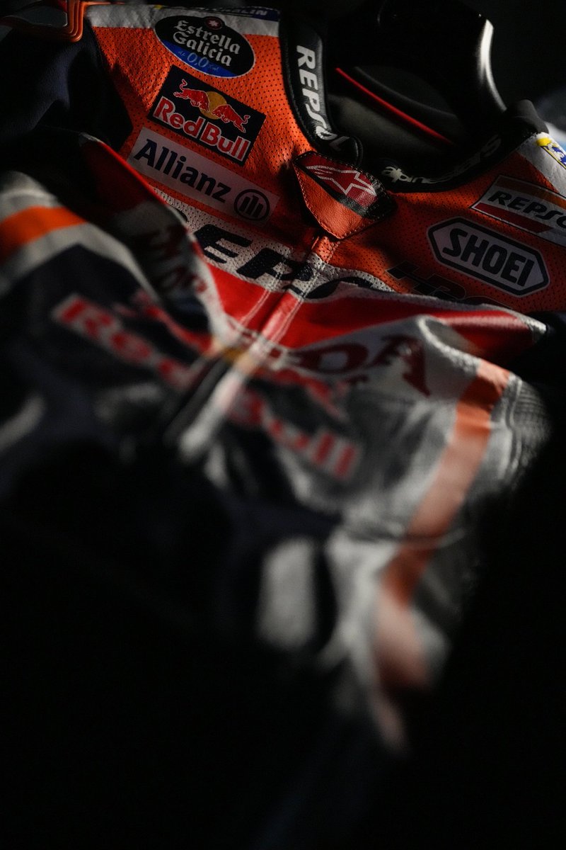 marcmarquez93's tweet photo. 📸Shooting day!! 💪🏼Season kick off is around the corner #MM93 https://t.co/3J5lAiAOtm