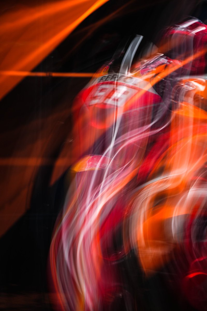 marcmarquez93's tweet photo. 📸Shooting day!! 💪🏼Season kick off is around the corner #MM93 https://t.co/3J5lAiAOtm