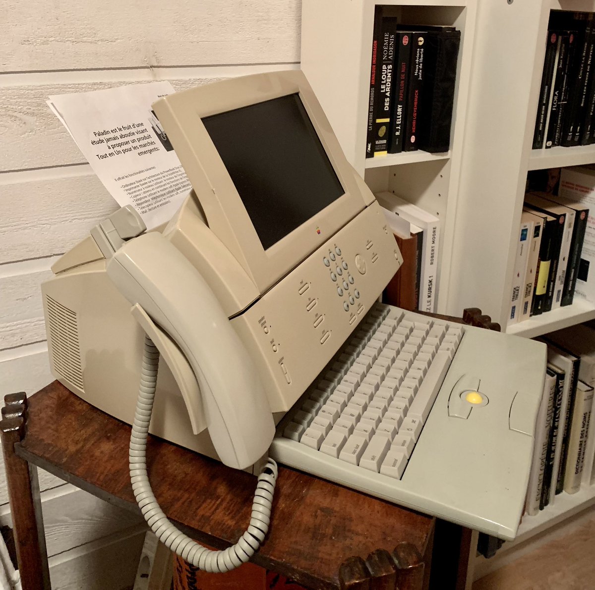 JannYacob's tweet photo. #MARCHintosh! Maybe the right time to start your home office… https://t.co/R9flrotXdm