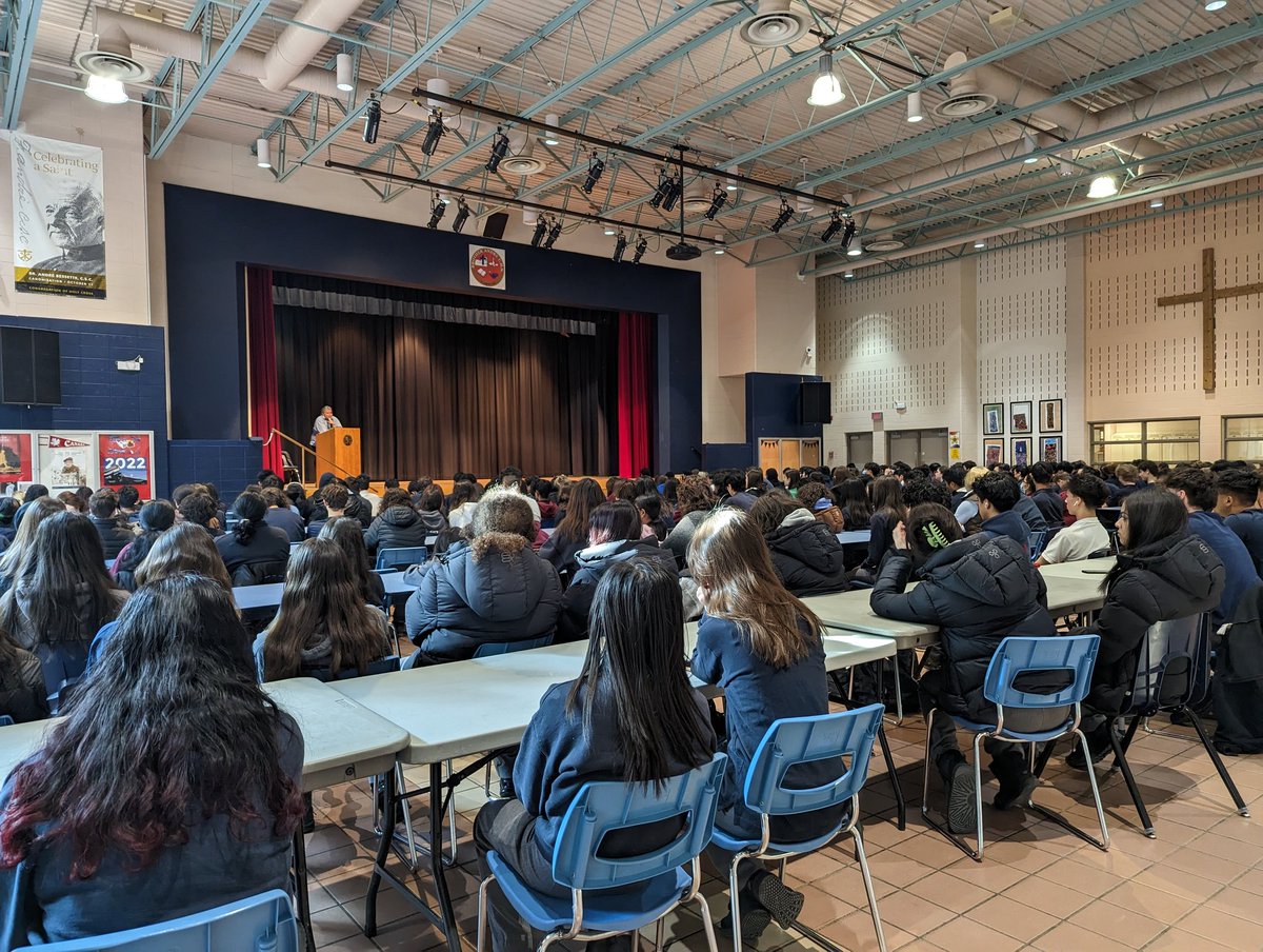 Thank you #ToddJamieson for coming to @SBAtoday to speak with our Grade 11s. This was an invaluable learning experience that inspires us towards meaningful reconciliaction.