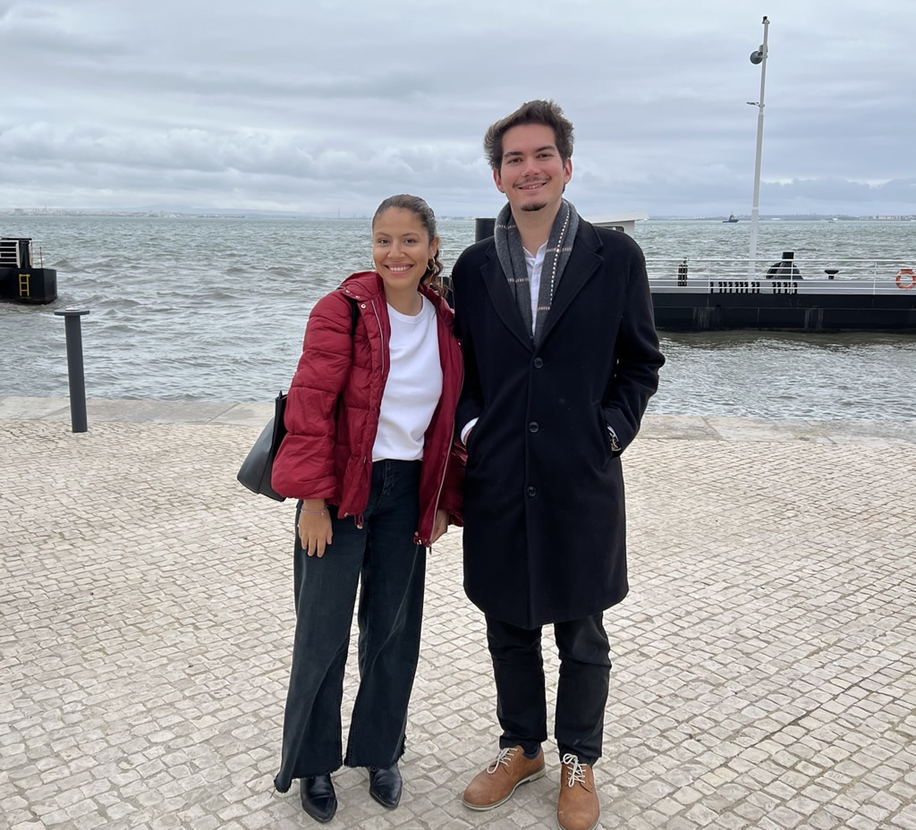 SopenaBilbao's tweet photo. Alumnado del centro inicia sus prácticas Erasmus+ en países europeos. El grupo de Portugal, acompañadas por profesorado del centro, conoce sus destinos laborales y a los responsables de las empresas.
https://t.co/5ggRFeVSvh
#LaOportunidaddeSuperarte
#ContigoSopeñaEsMás https://t.co/5QuCr1jVsx