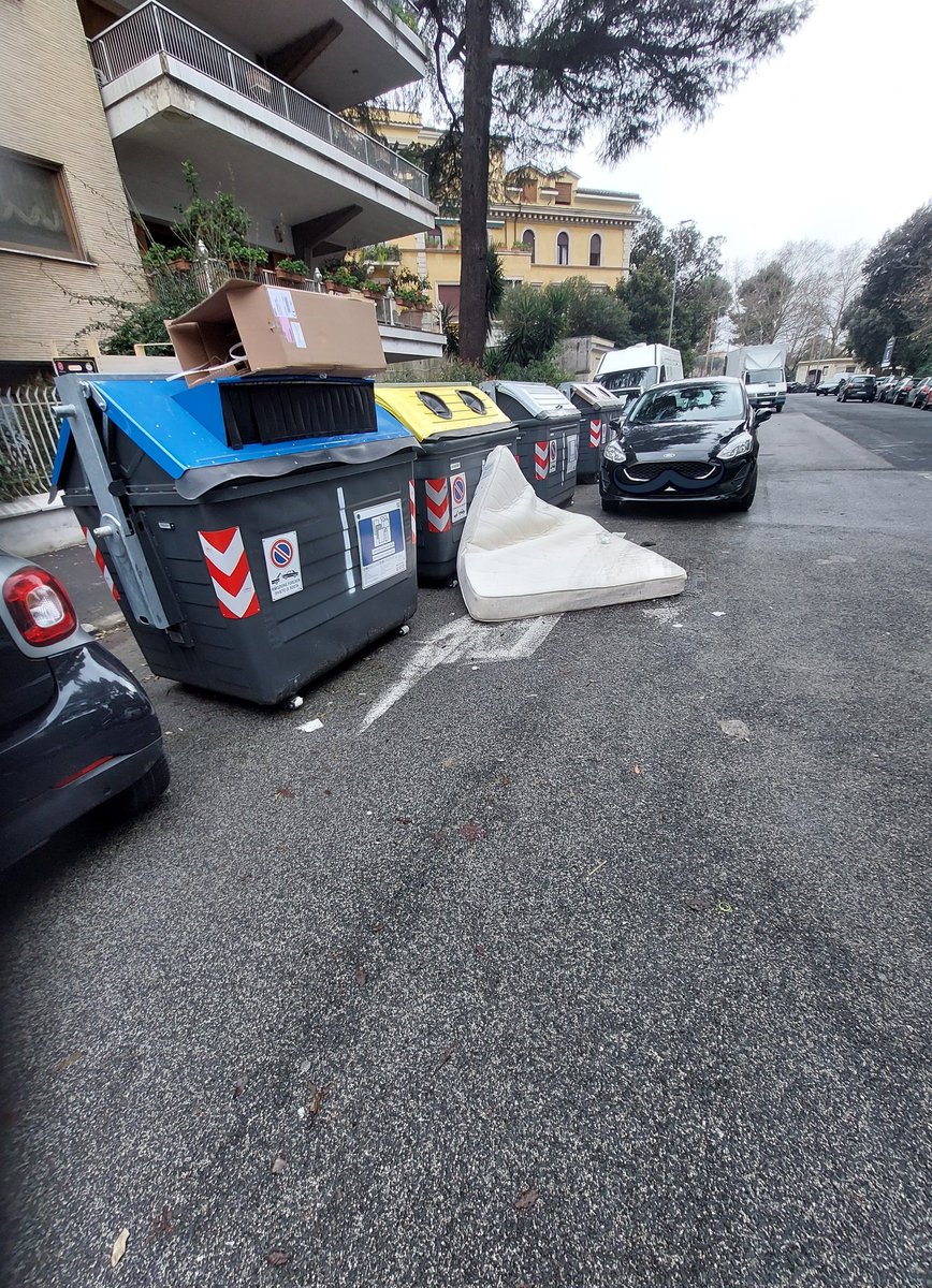 Via Don Giovanni Verità @lorenzabo <a href="/Lavoratori_Ama/">Lavoratori_Ama</a> <a href="/renatosartini/">Renato Sartini</a> <a href="/giuliana_63/">giuliana63🚴🌍🇮🇪🗽🃏</a> <a href="/capitelli_piero/">Piero Capitelli</a> <a href="/iloverome76/">Marco Romanetti</a>