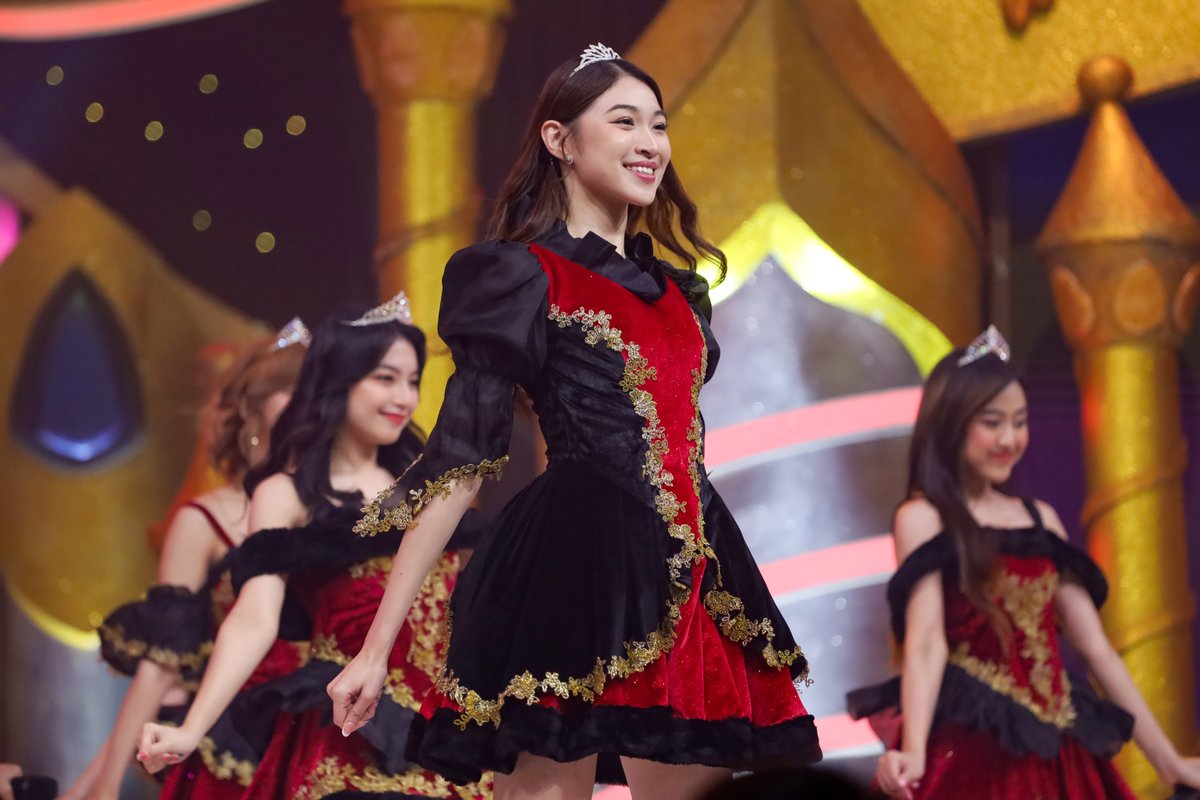 Shani <a href="/N_ShaniJKT48/">👹</a> HUT ANTV 30th