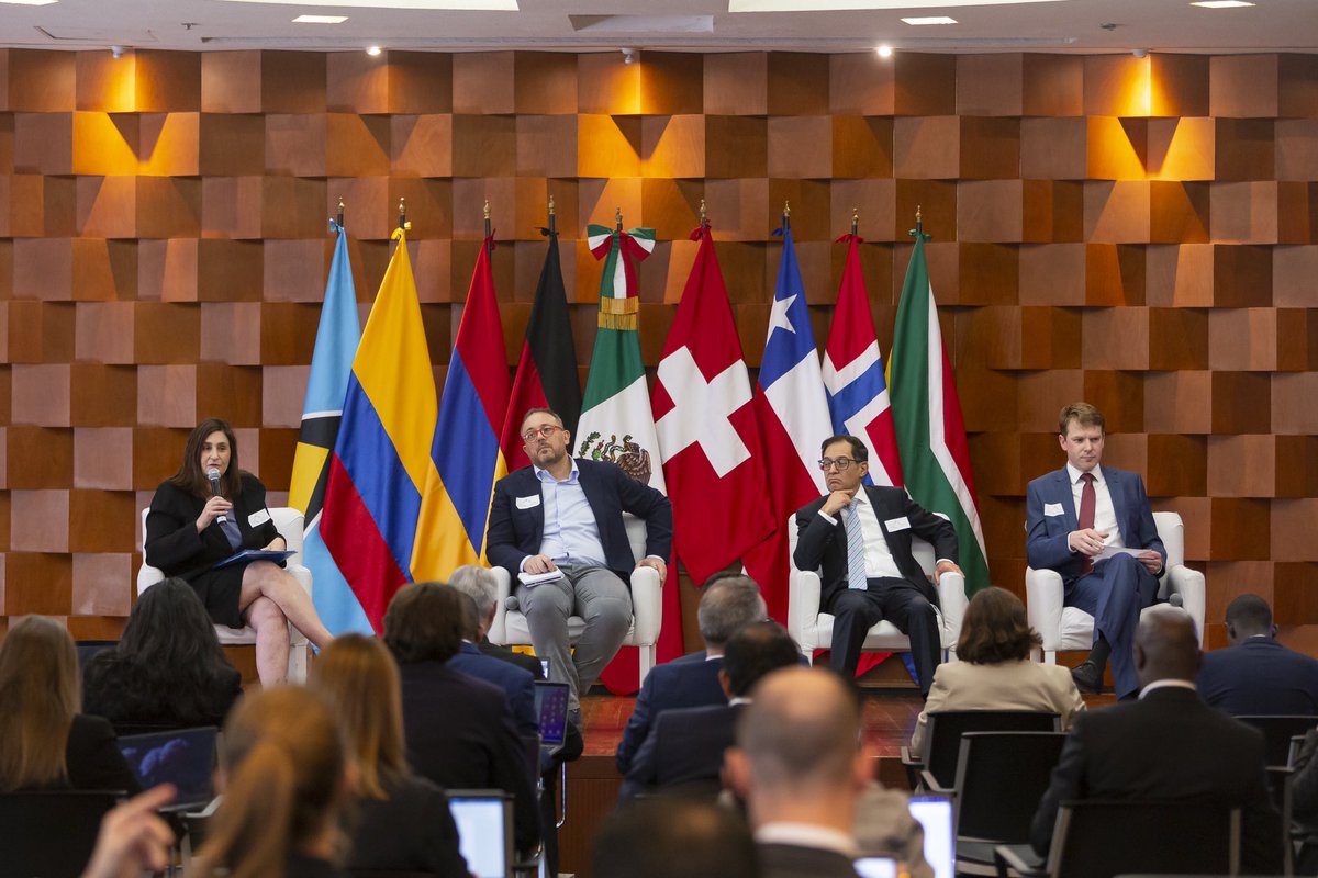 We are proud to host in <a href="/SRE_mx/">Relaciones Exteriores</a> 🇲🇽 the 7th Retreat of the Group of #FriendsOfMonterrey to discuss in an open and informal space the most pressing issues on the Financing for Development #FfD process including addressing the 3 Rio Conventions through sustainable financing <a href="/UNDESA/">UN DESA</a>