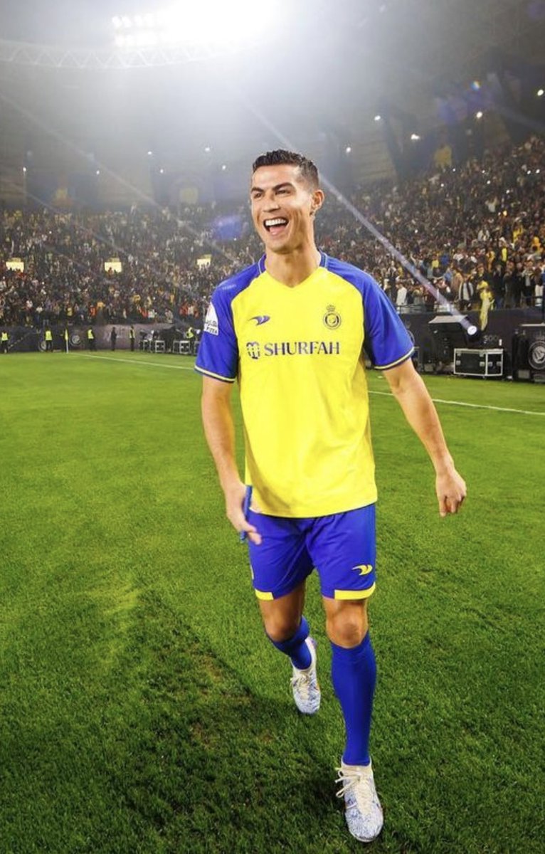 _fikky1's tweet photo. If Olamide &amp; Ronaldo are your GOATs 🐐 like and retweet🔁 this let's follow you 🤗 https://t.co/TQNJ9yHUar