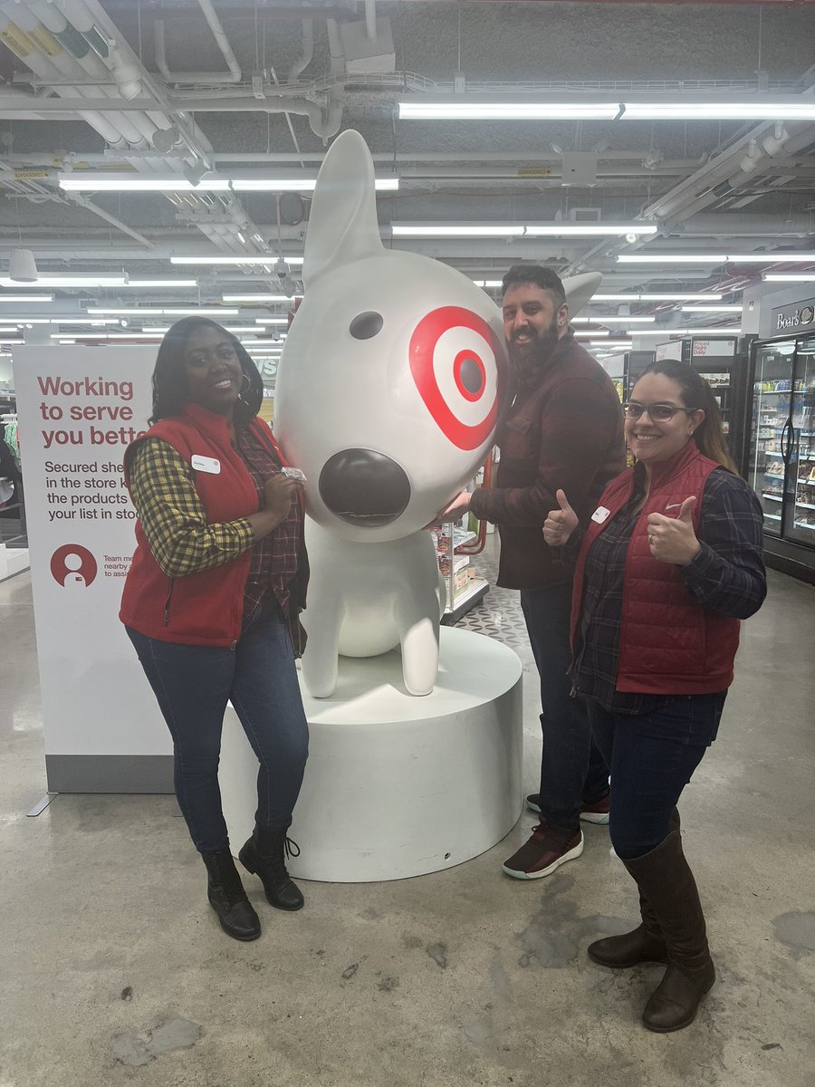 jmattera78's tweet photo. Challenge Accepted! Great Job Ashley being such an awesome leader for D469 . #D469AP https://t.co/LCreyG3N3Z