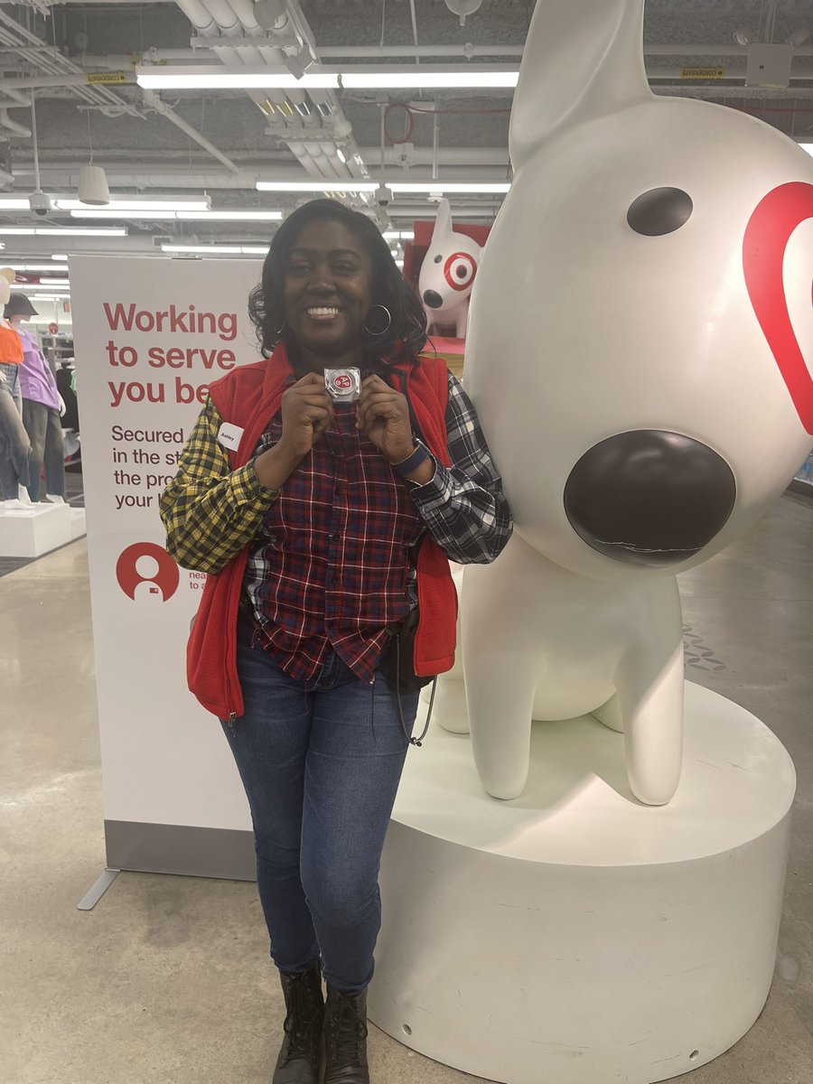 jmattera78's tweet photo. Challenge Accepted! Great Job Ashley being such an awesome leader for D469 . #D469AP https://t.co/LCreyG3N3Z
