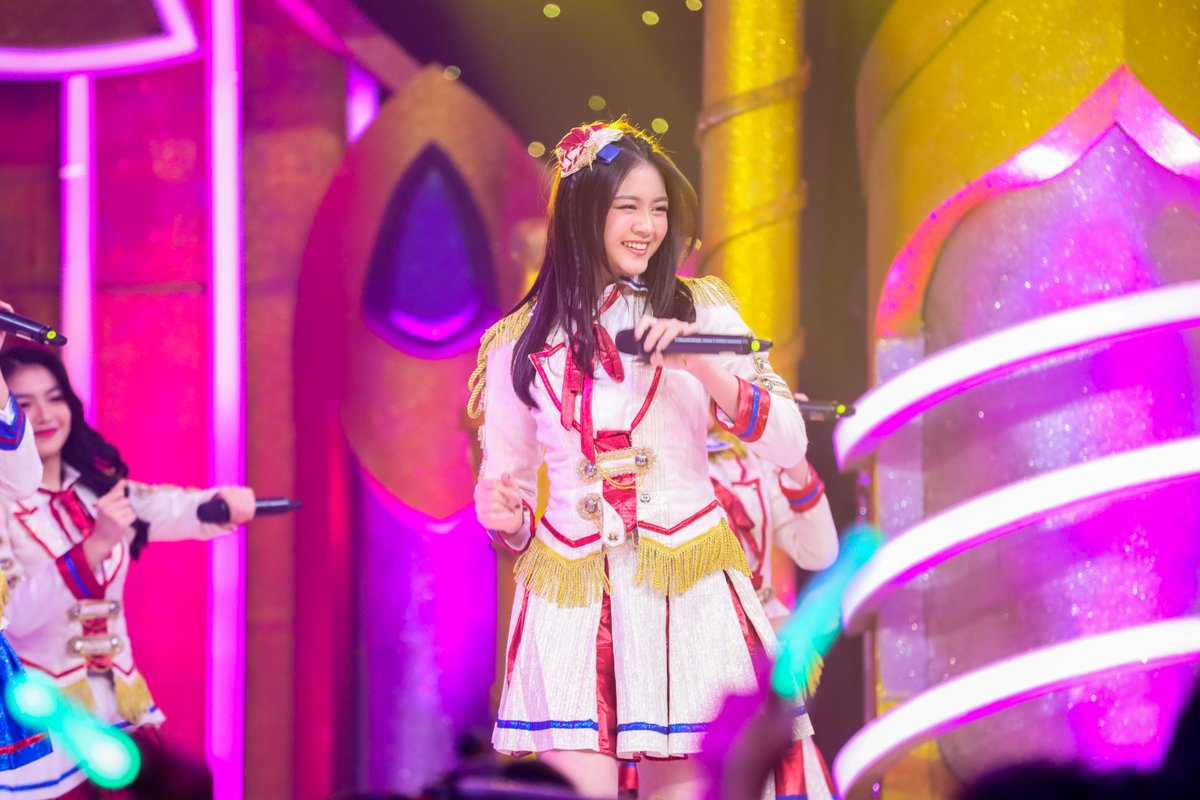 aspret48's tweet photo. Christy @A_ChristyJKT48 HUT ANTV 30th https://t.co/jvWarGaDOD
