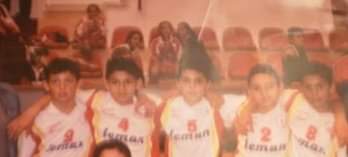 SRebge's tweet photo. İlkokuldan beri arkadaşımız ,voleybol hayatının bir parçası ,birlikte birçok anı . Osman Çetintaş kardeşimizin bugün doğum günü . O bizim için unutulmaz ve bizde onu unutmayacağız #isiasbitmeyenyas https://t.co/W87DOqpit1