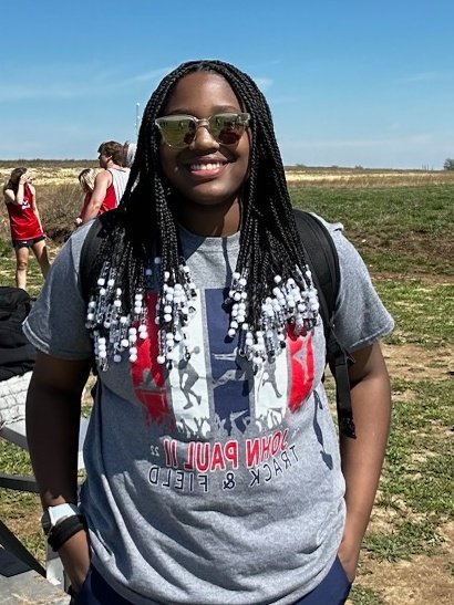 Taylor Haggan goes from TAPPS State Basketball Champion to a PR and SCHOOL RECORD Discus throw of 95-0! #OutWorkEveryone @JPIIHSPLANO @JPIIHSSports