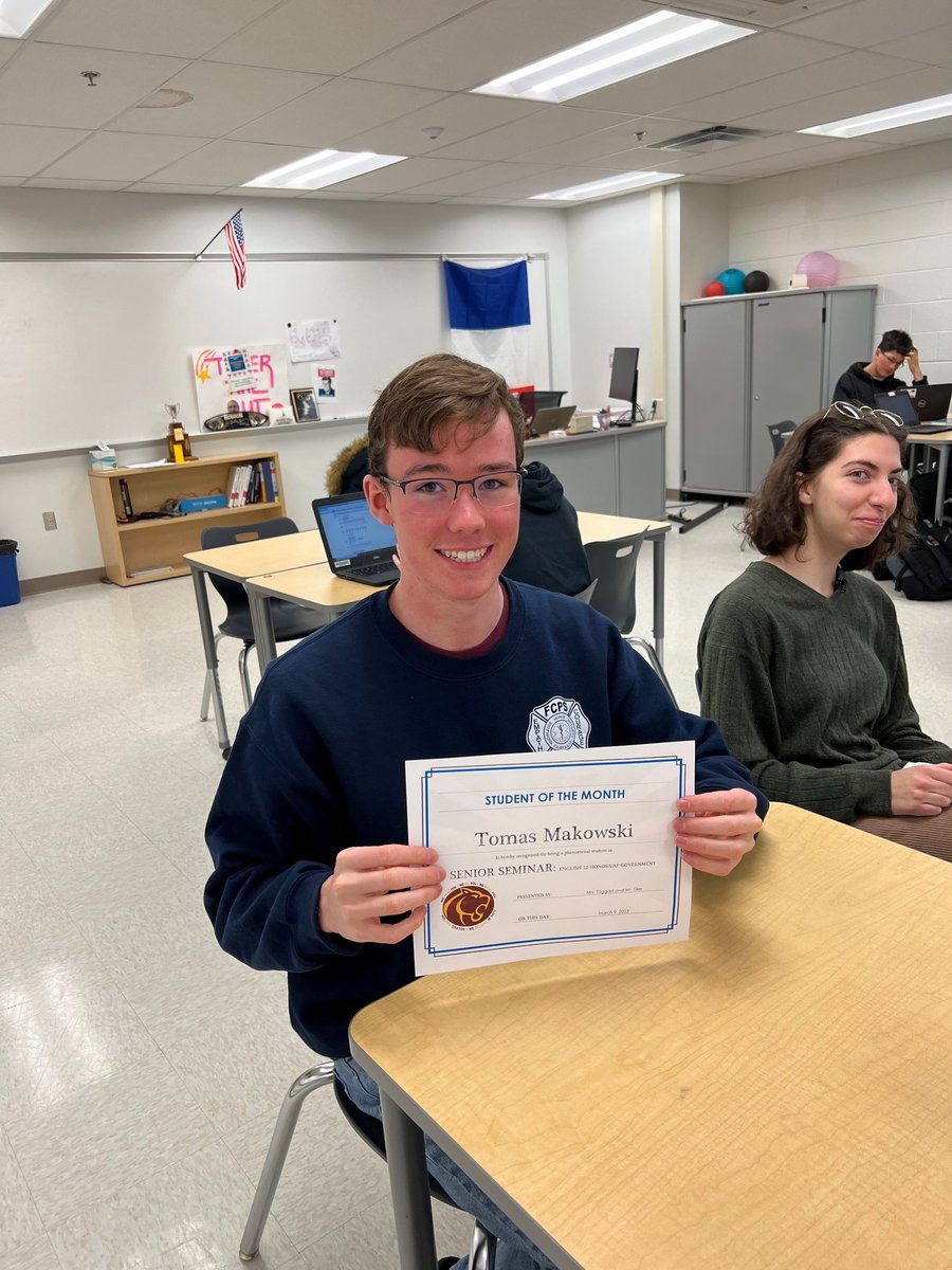 AngTaggart's tweet image. Shout out to Tomas and Lexa for working so hard in English 12 Honors/AP Government. They have been acting as advisors to the president and players in Hamlet, just this week alone, and I am proud of the work they are doing @OaktonHS